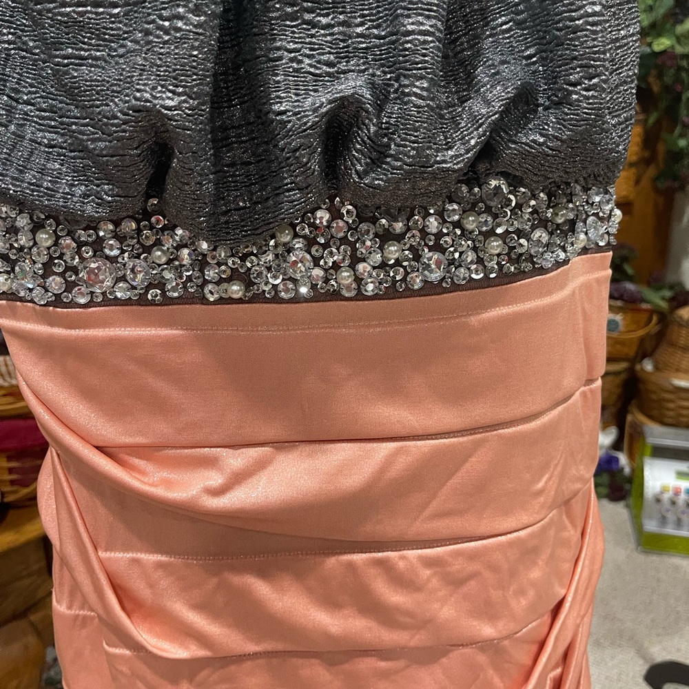 Jodi Kristopher Dress - Picture 2 of 8